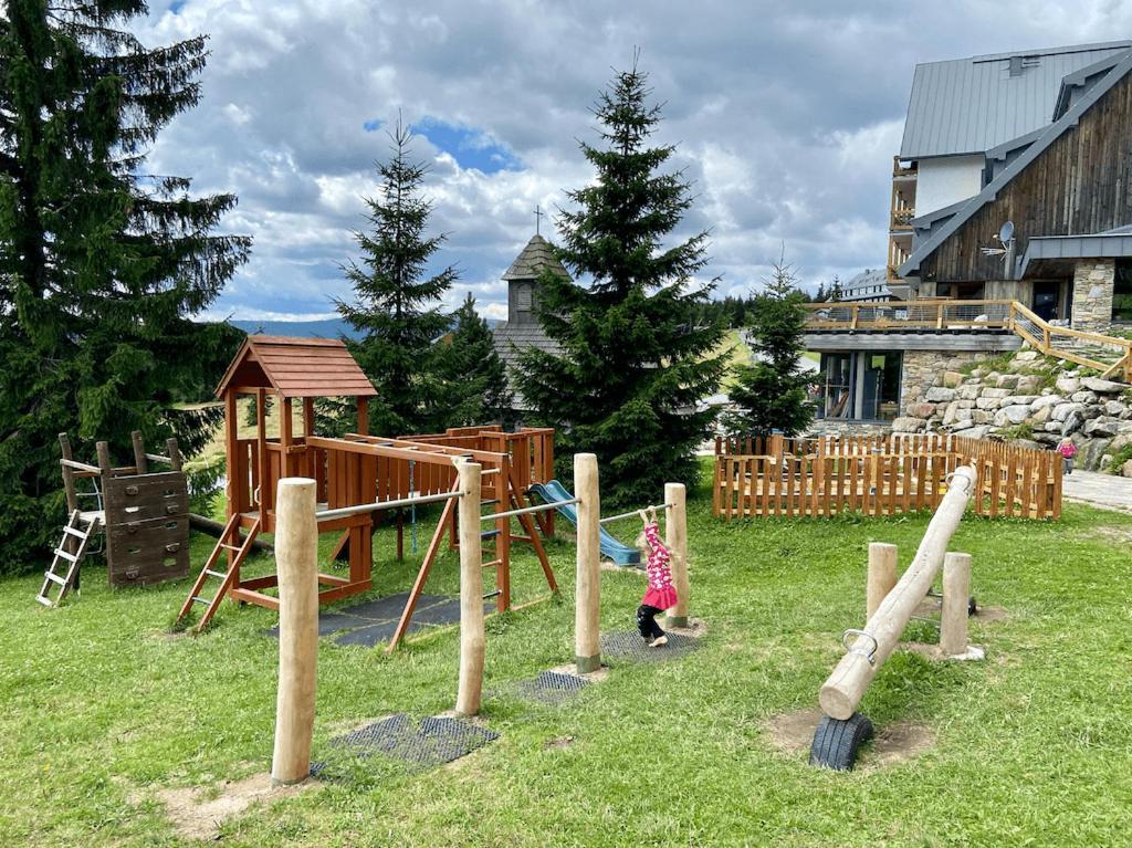 Špindlerŭv Mlýn Erlebachova Bouda, Hotel - Resort Svaty Frantisek מראה חיצוני תמונה