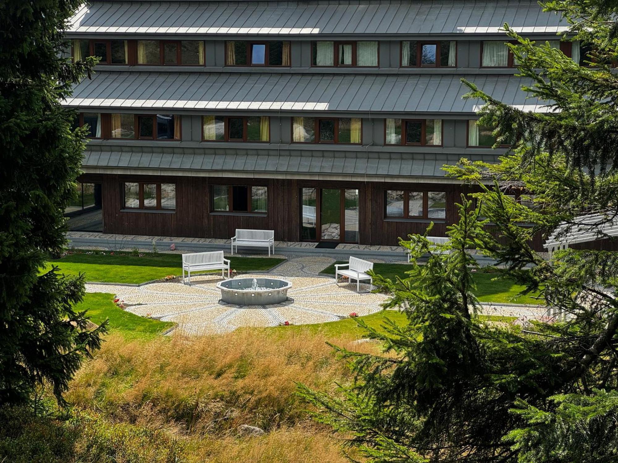 Špindlerŭv Mlýn Erlebachova Bouda, Hotel - Resort Svaty Frantisek מראה חיצוני תמונה
